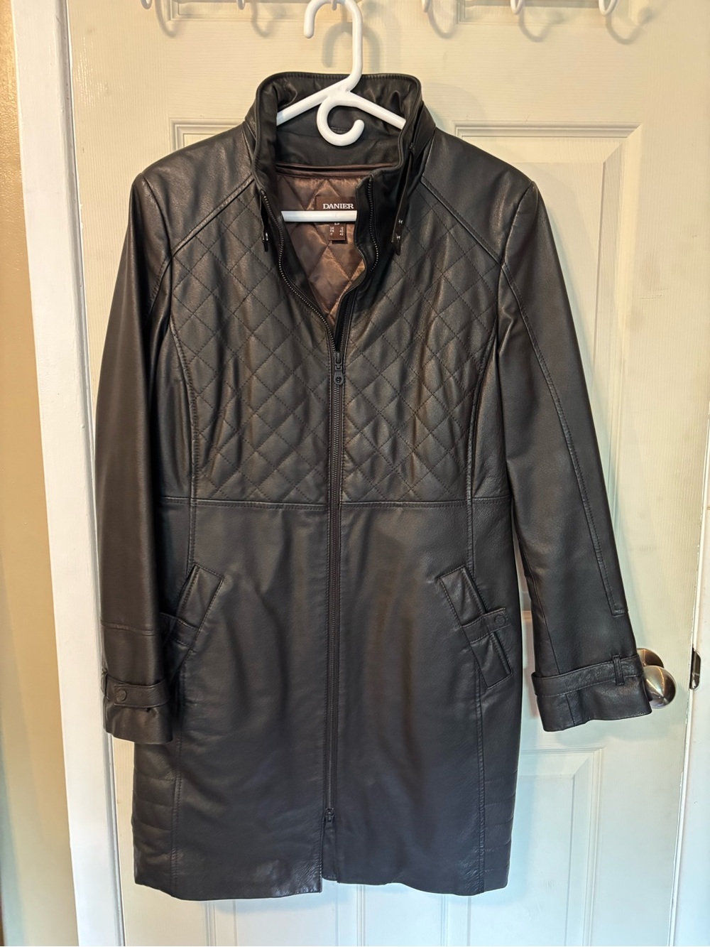 Danier Black Quilted-Panel Leather Jacket Coat